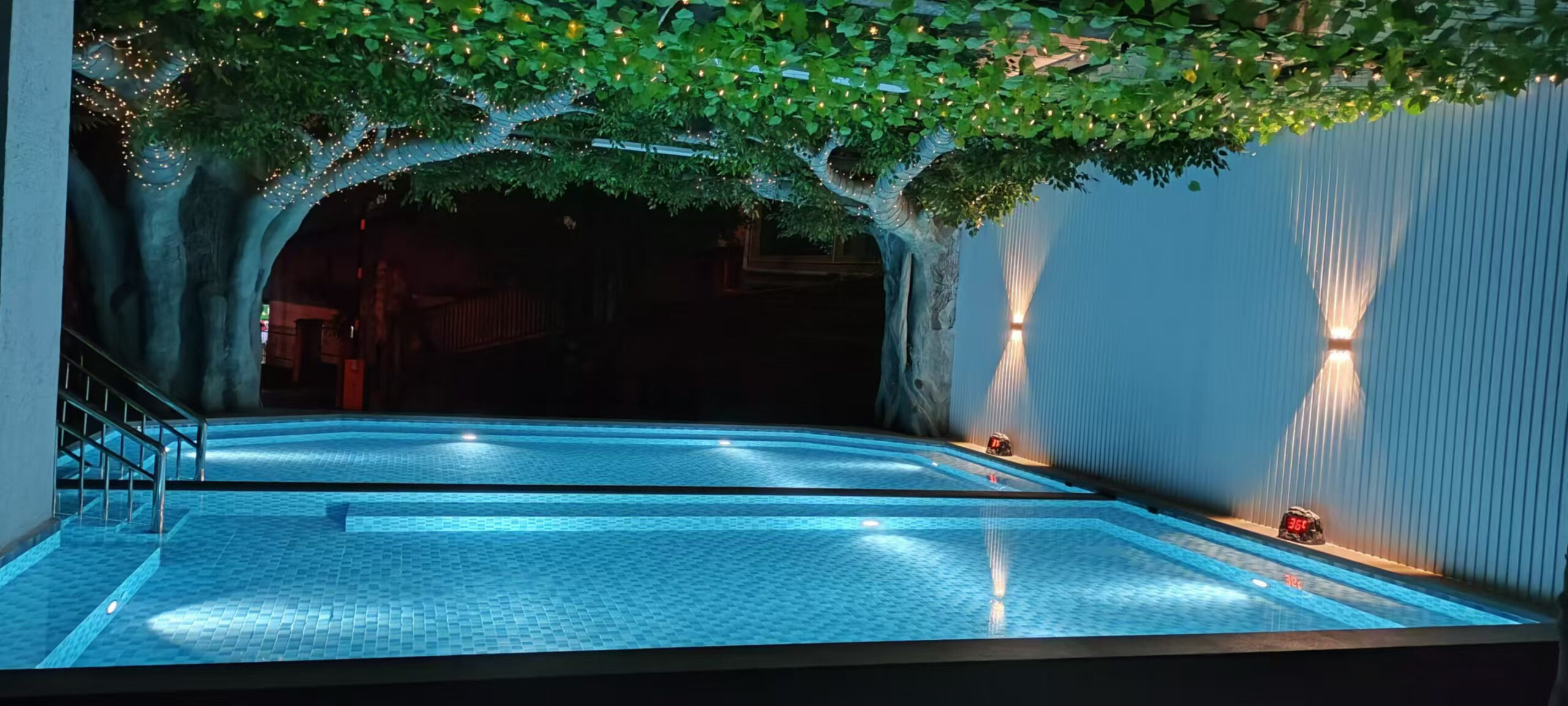 2e3c1a37b13cde53f733fa4e06369d9